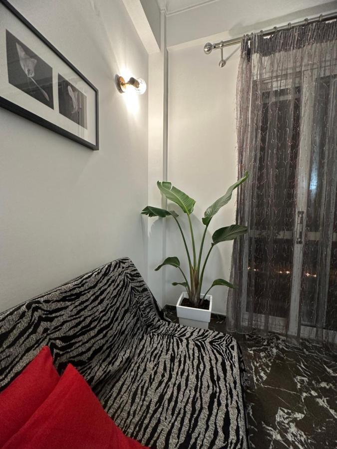 Modern & Minimal Athens Apartment Bagian luar foto
